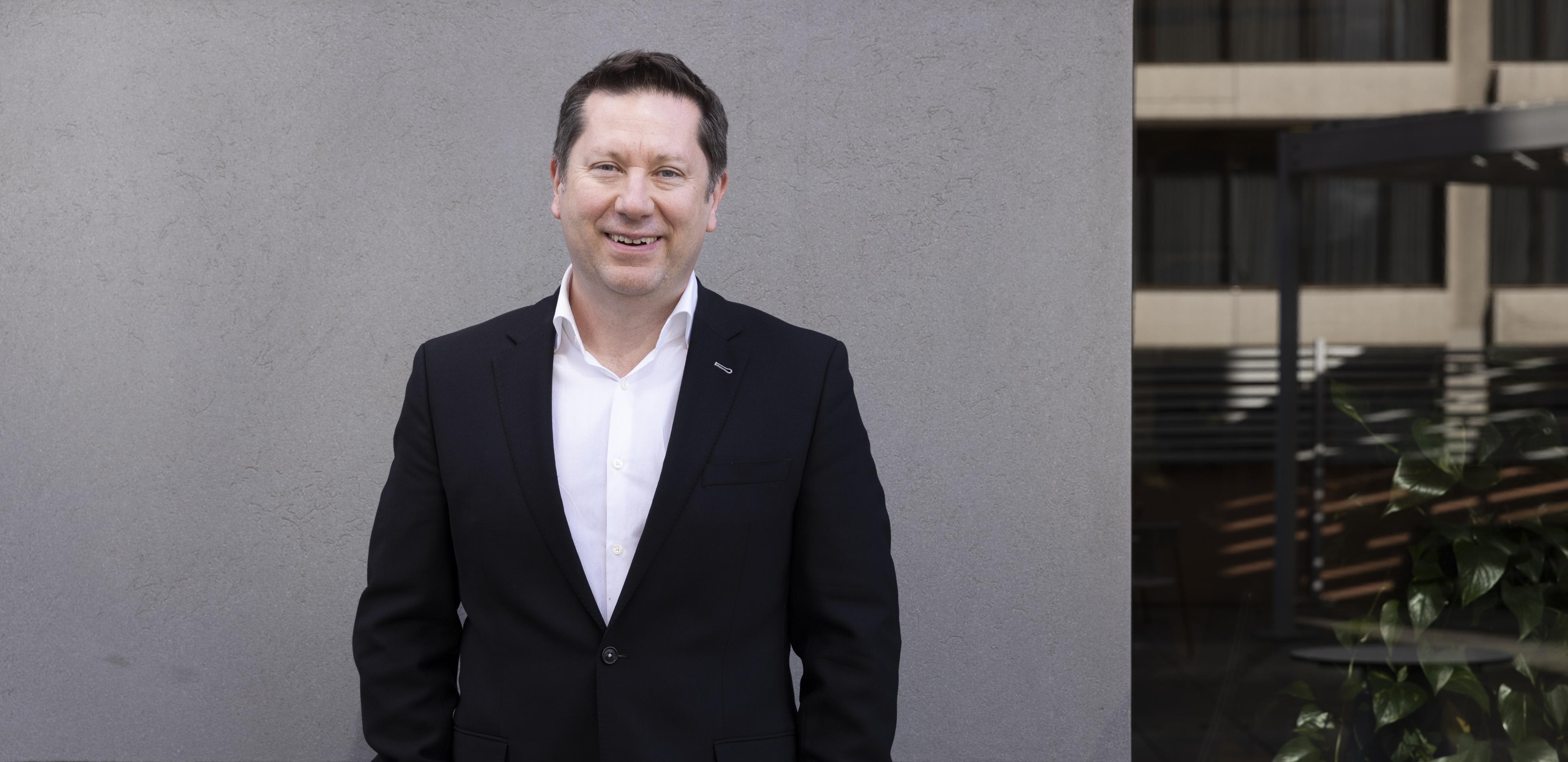 Headshot of Dr Peter Stanski for Media